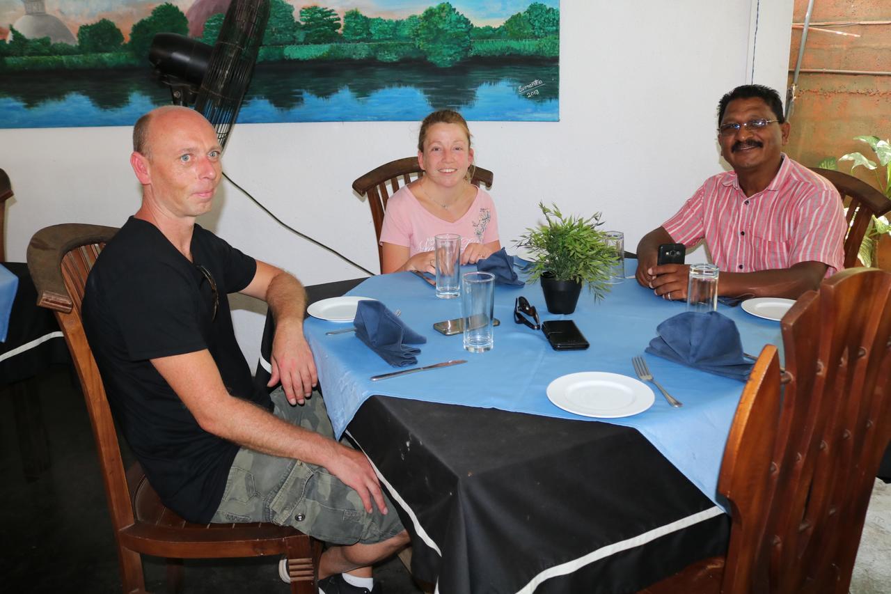Margosa Lake Resort Anuradhapura Luaran gambar